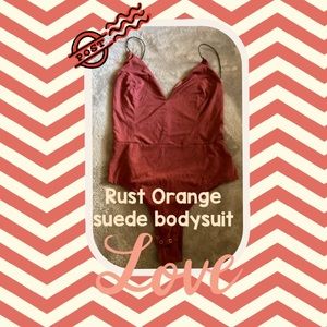 🧶Rust orange suede sleeves open back bodysuit🧶